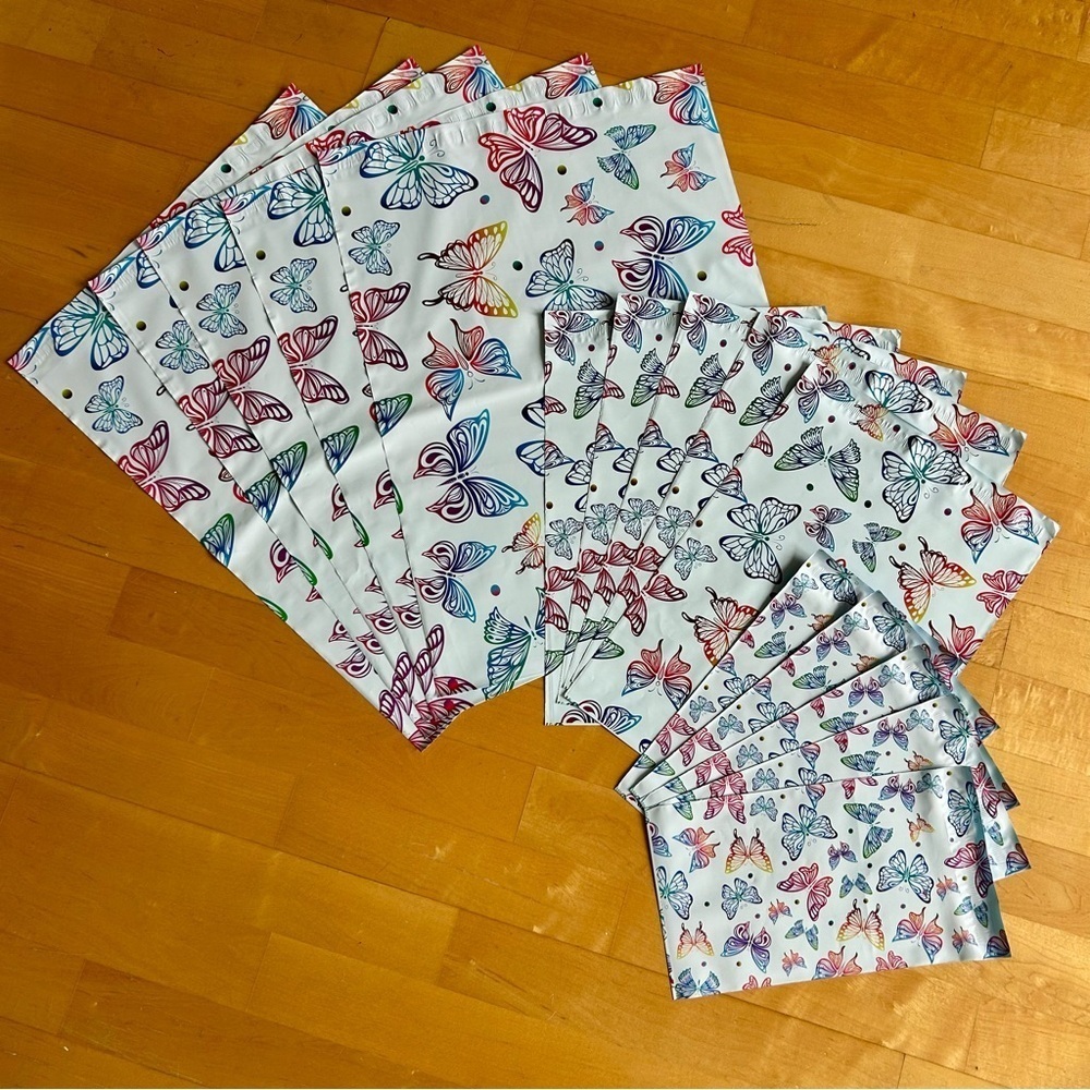 15 Count Polymailer Size Variety Set - BUTTERFLIES (5/6x9 + 5/10x13 + 5/14x19) - Picture 4 of 8